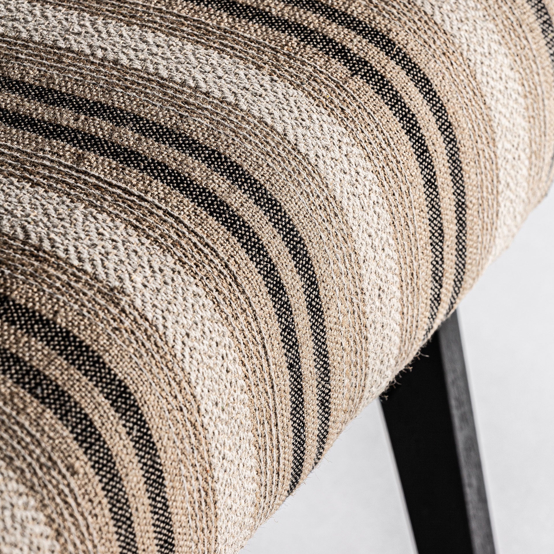 NUK ARMCHAIR